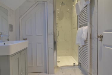 2 bed flat, West Avenue, Gosforth, Newcastle, NE34ES - Image 9